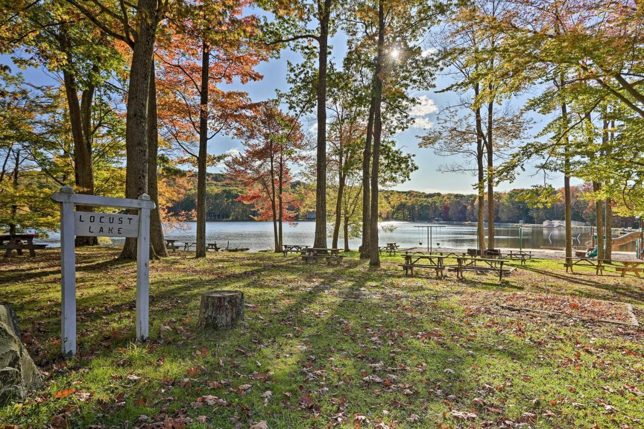 Bear Den Rustic Pocono Lake Home With Game Room! Экстерьер фото