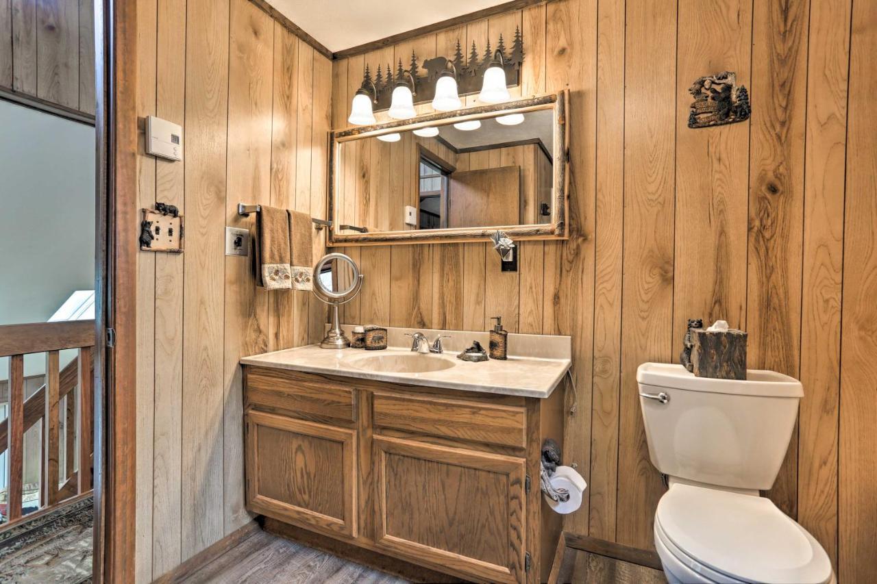 Bear Den Rustic Pocono Lake Home With Game Room! Экстерьер фото