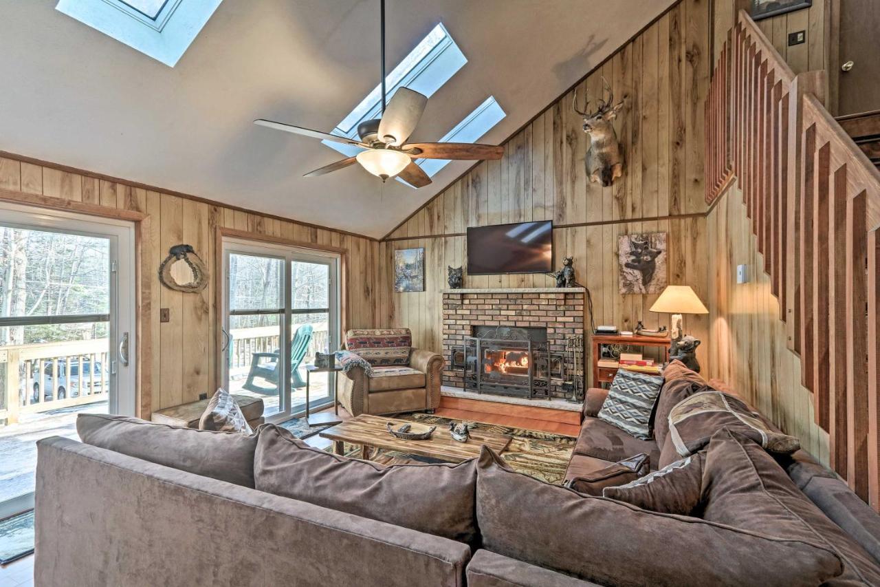 Bear Den Rustic Pocono Lake Home With Game Room! Экстерьер фото