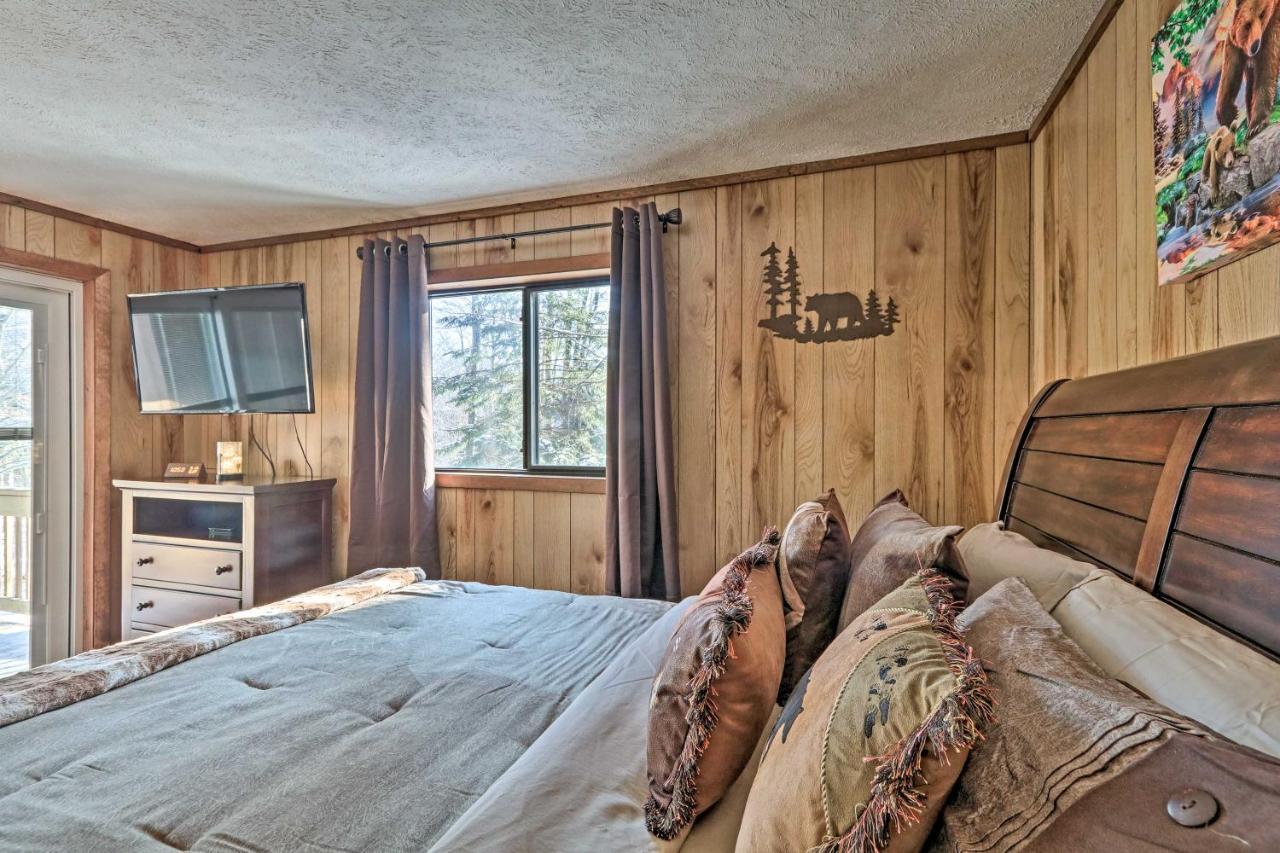 Bear Den Rustic Pocono Lake Home With Game Room! Экстерьер фото